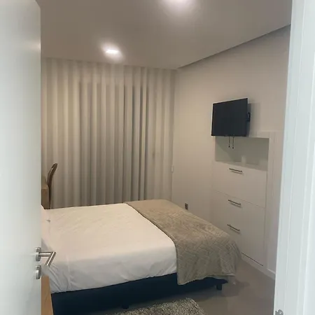 Cantinho Do Silvano בית נופש *