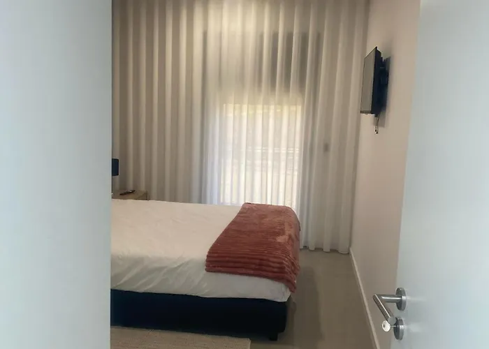 Ferienhaus Cantinho Do Silvano Gimonde