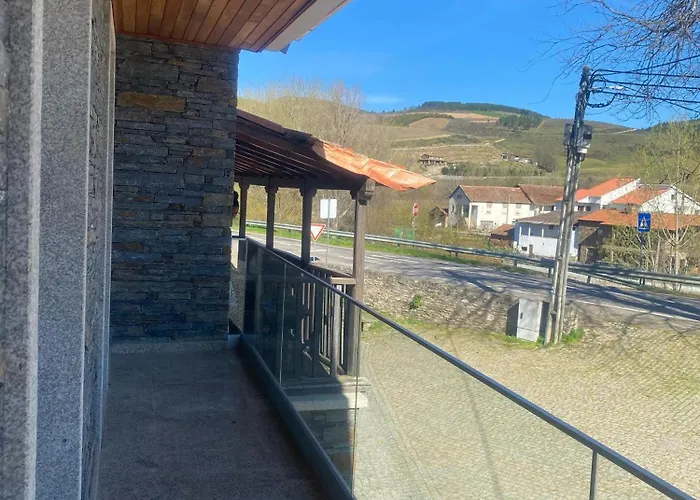 Cantinho Do Silvano Tatil Evi Gimonde